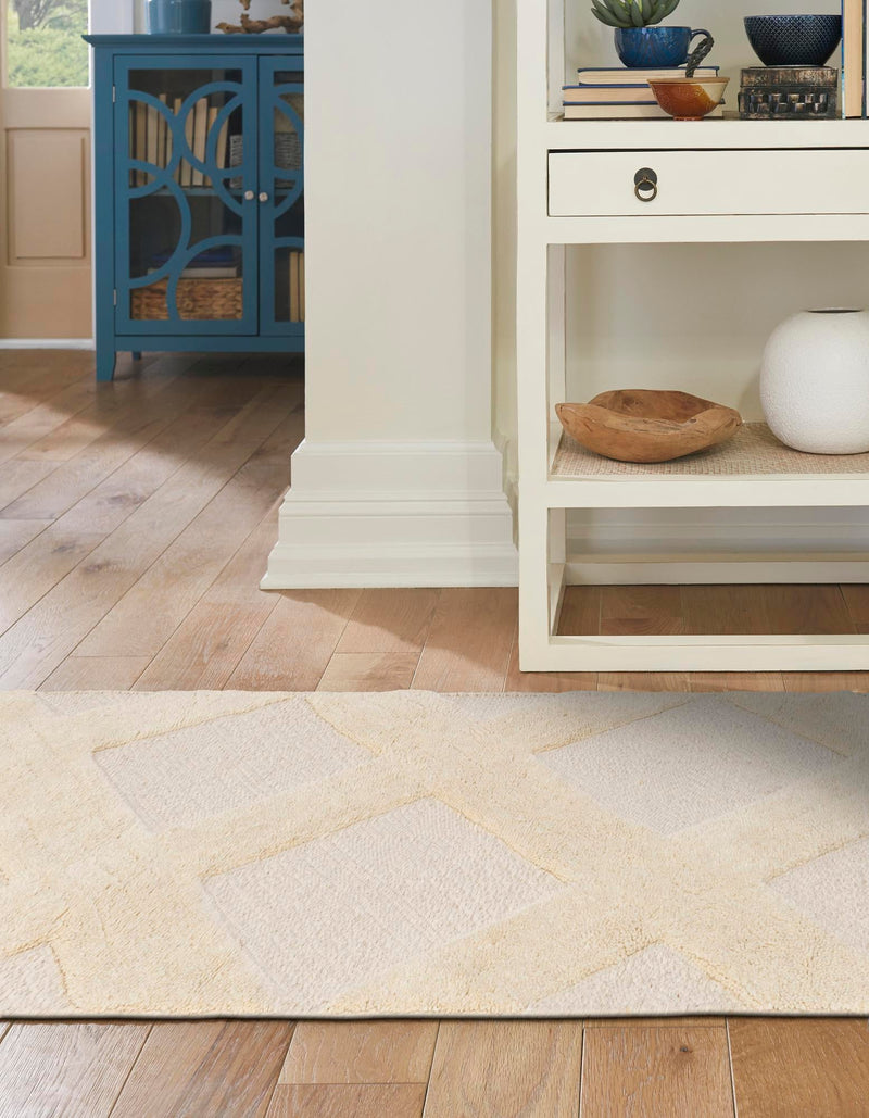 Trellis Wool Collection Area Rug - Vineyard Runner Ivory lifestyle 11