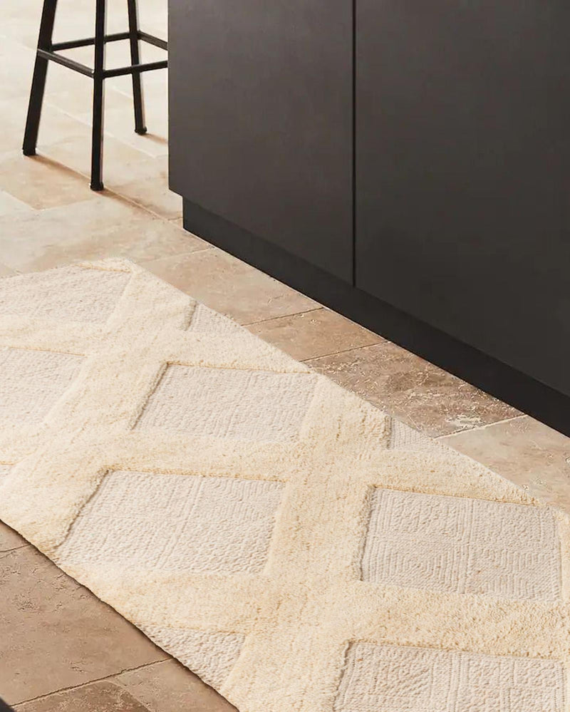 Trellis Wool Collection Area Rug - Vineyard Runner Ivory lifestyle 15