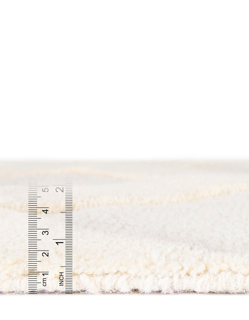 Trellis Wool Collection Area Rug - Vineyard Runner Ivory lifestyle 7