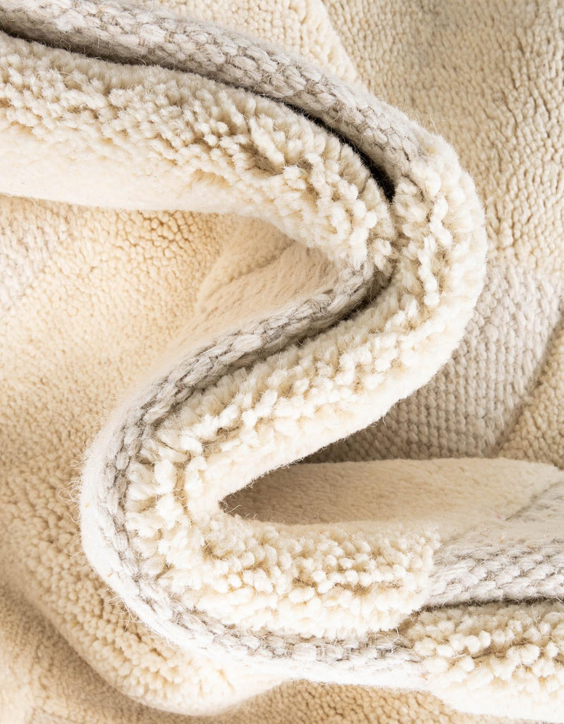 Trellis Wool Collection Area Rug - Vineyard Runner Ivory lifestyle 10