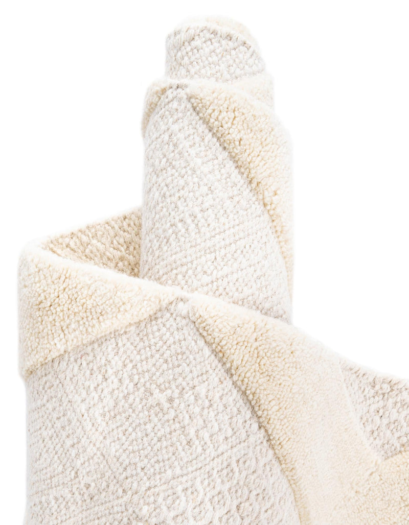 Trellis Wool Collection Area Rug - Vineyard Runner Ivory lifestyle 13