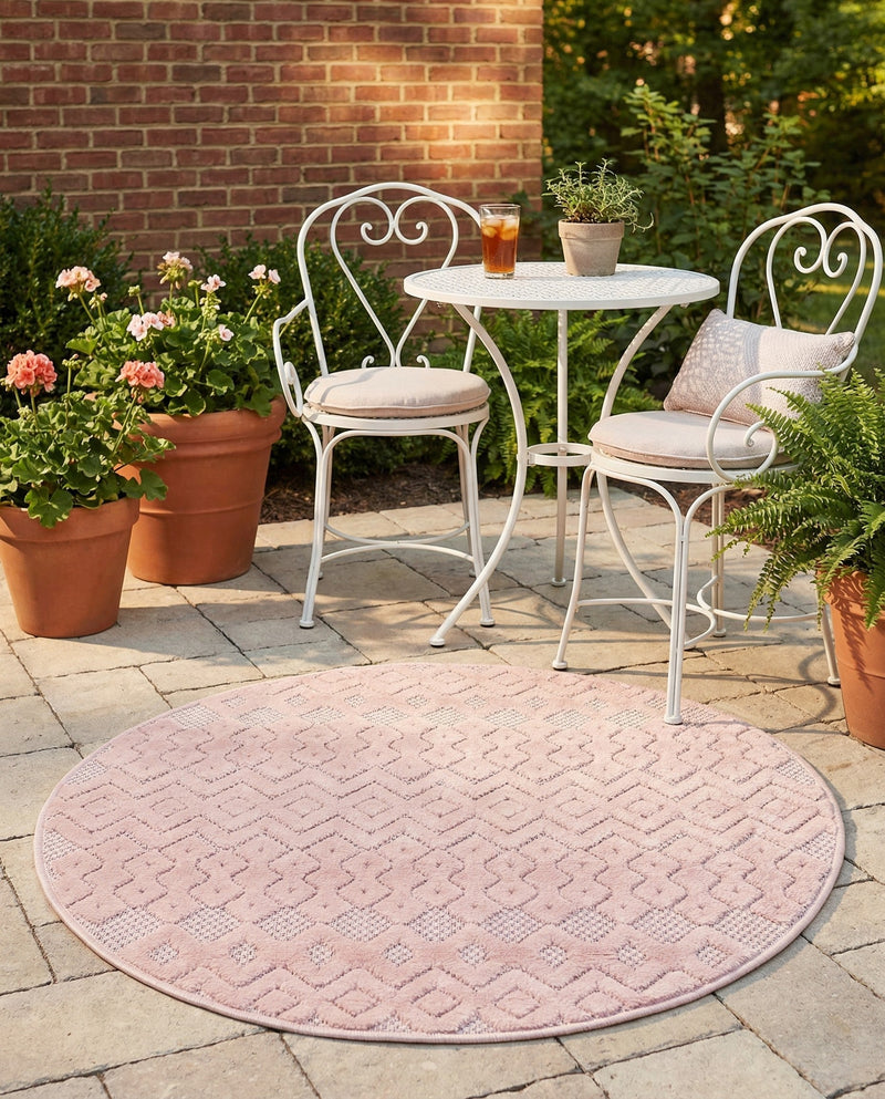 Garden Lattice Charm Collection Area Rug - Arbor (Pink) Round Pink  lifestyle 44