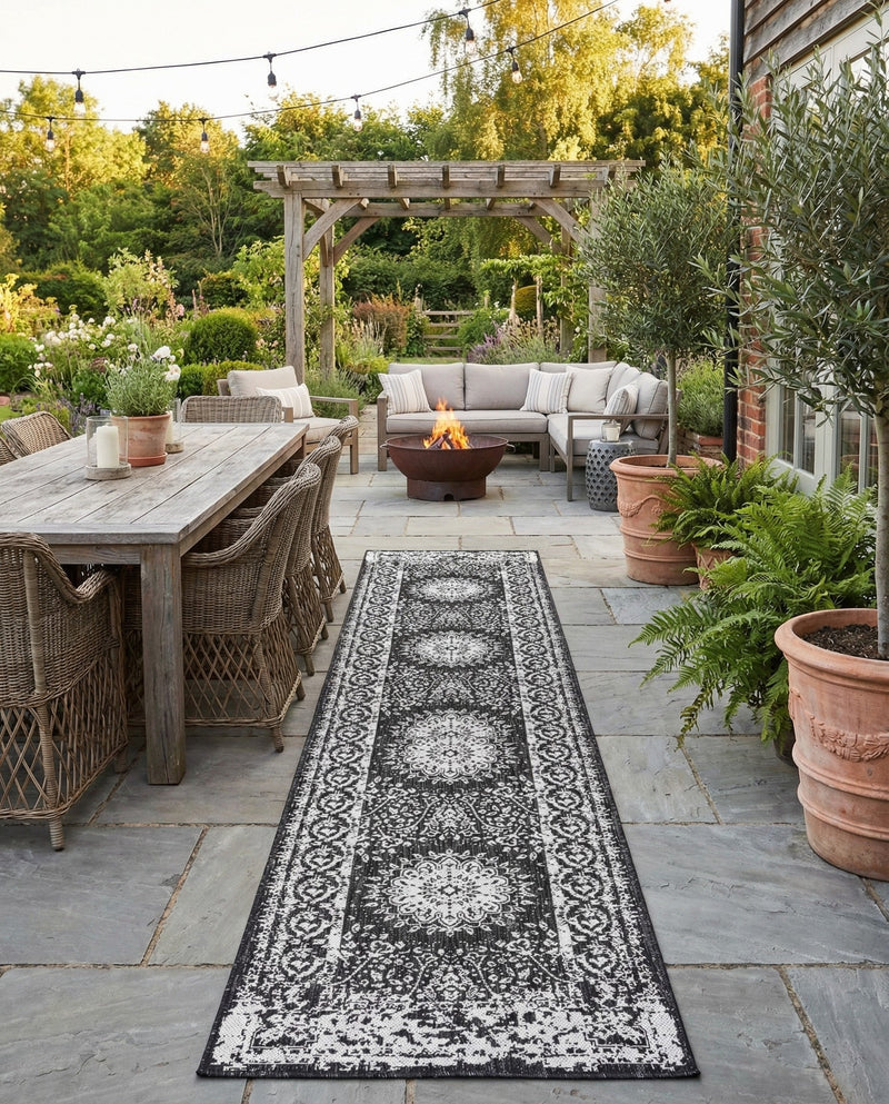 Patio Heritage Collection Area Rug -  Lafayette (Black and White) Runner Black and White  lifestyle 61