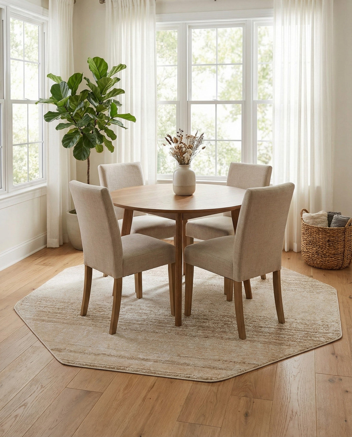 Jewel Oasis Collection Area Rug - Sapphire (Ivory) Octagon Ivory  lifestyle 115
