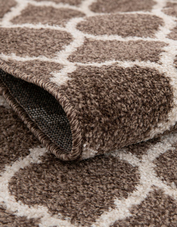 Lattice Gardens Collection Area Rug -  Bloomfield (Brown) Round Brown  lifestyle 35
