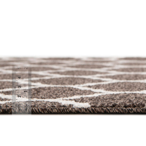 Lattice Gardens Collection Area Rug -  Bloomfield (Chocolate Brown) Round Chocolate Brown  lifestyle 35