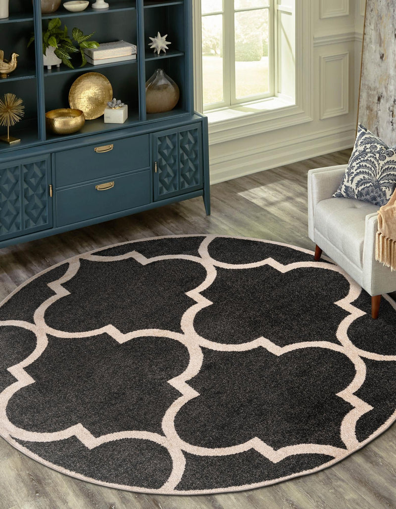 Lattice Gardens Collection Area Rug -  Espaliera Round Black and White  lifestyle 112