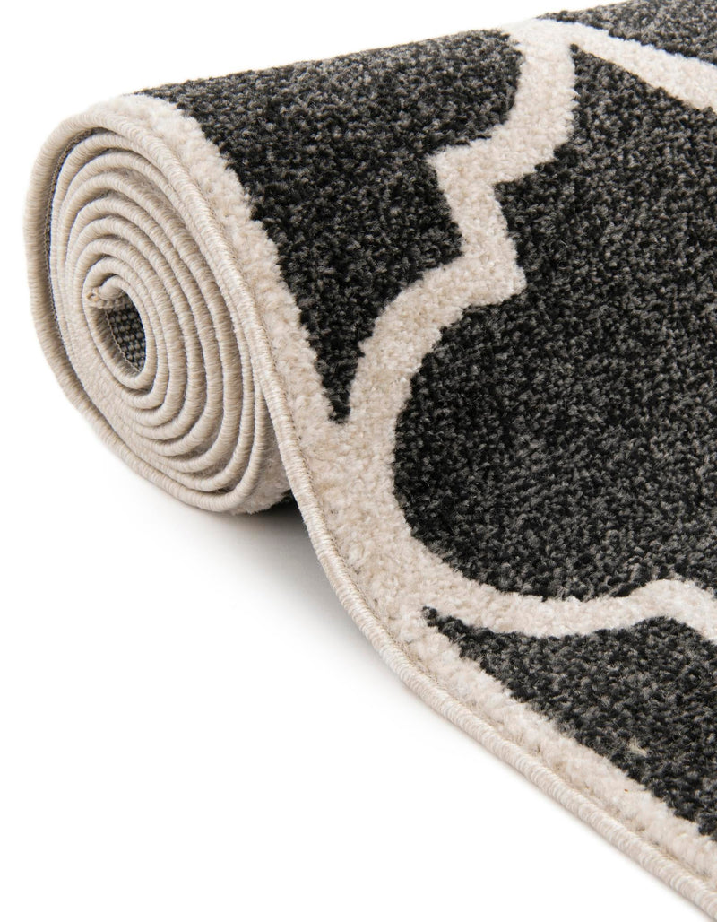 Lattice Gardens Collection Area Rug -  Espaliera Round Black and White  lifestyle 220