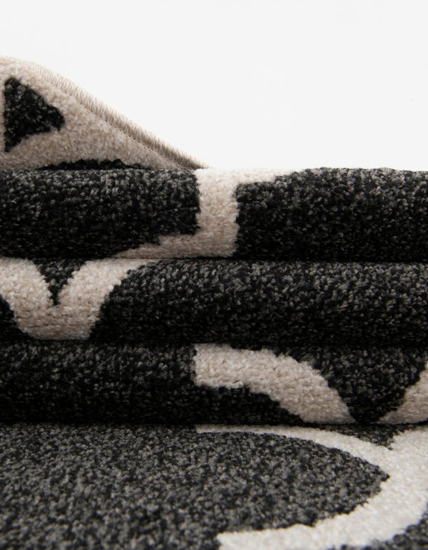 Lattice Gardens Collection Area Rug -  Espaliera Round Black and White  lifestyle 224