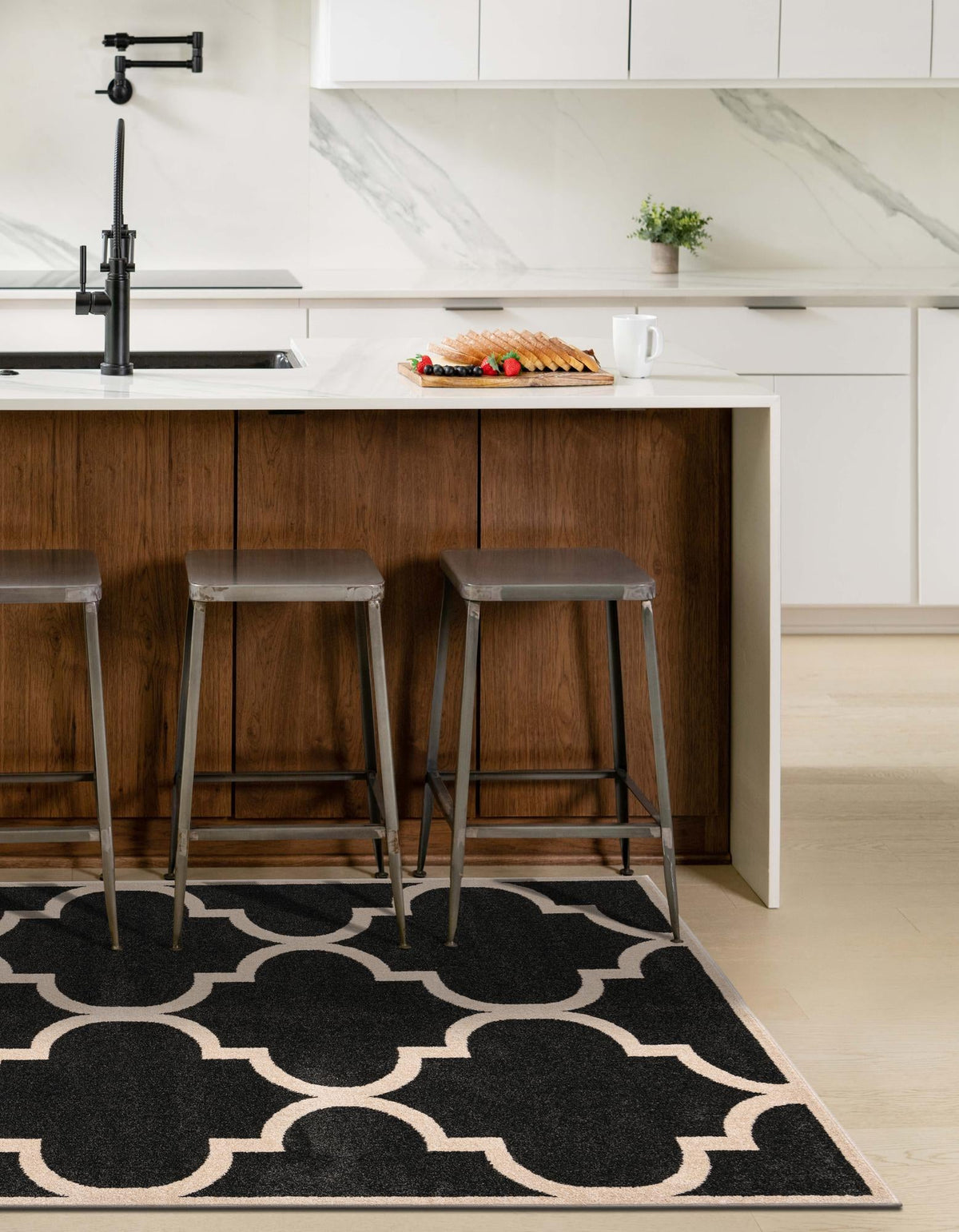 Lattice Gardens Collection Area Rug -  Espaliera Rectangle Black and White  lifestyle 58