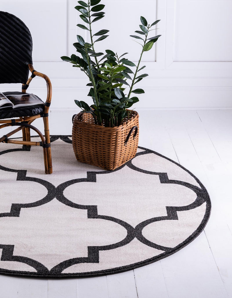 Lattice Gardens Collection Area Rug -  Espaliera Round Beige and Black  lifestyle 73