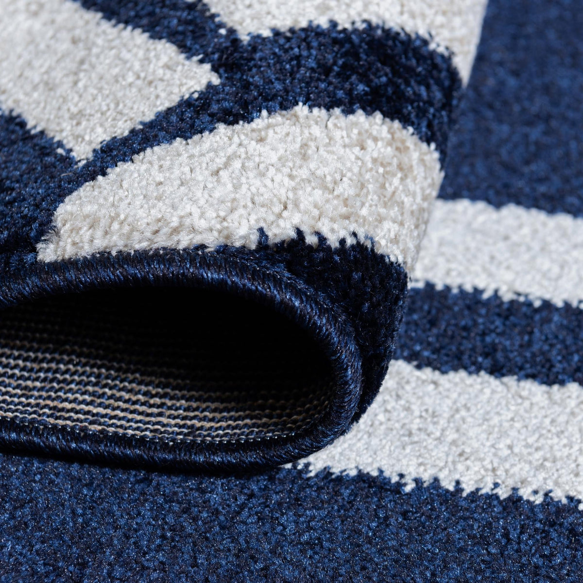 Lattice Gardens Collection Area Rug -  Gardenvale Round Navy Blue  lifestyle 44