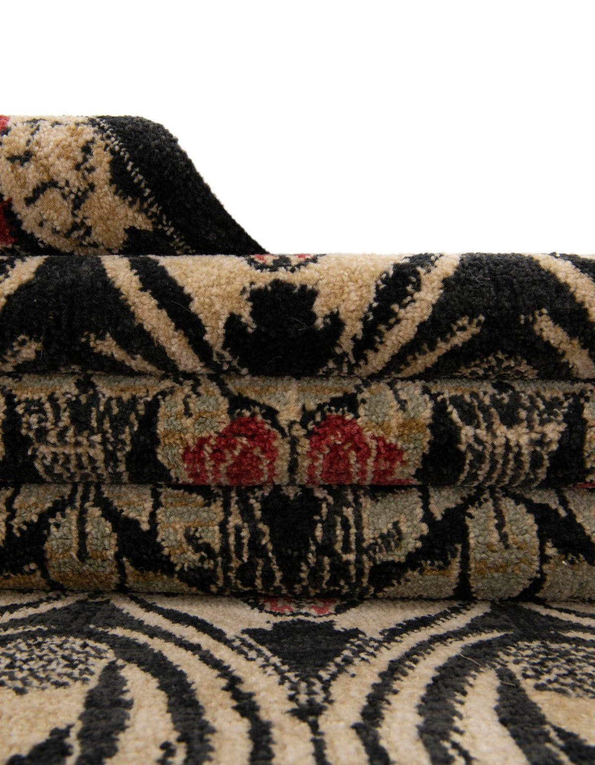 Chelsea Elegance Collection Area Rug -  Brompton (Black) Round Black  lifestyle 77