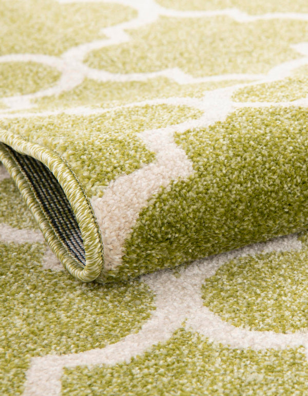 Lattice Gardens Collection Area Rug -  Bloomfield (Light Green) Round Light Green  lifestyle 33