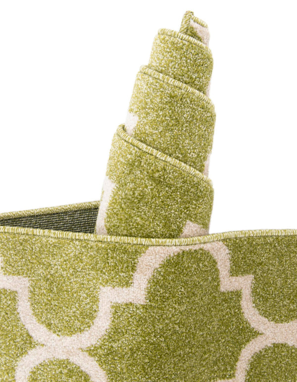 Lattice Gardens Collection Area Rug -  Bloomfield (Light Green) Round Light Green  lifestyle 65