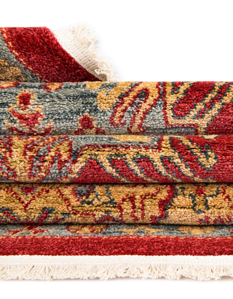 Persian Elegance Collection Area Rug - Isfahan Rectangle Red  lifestyle 16
