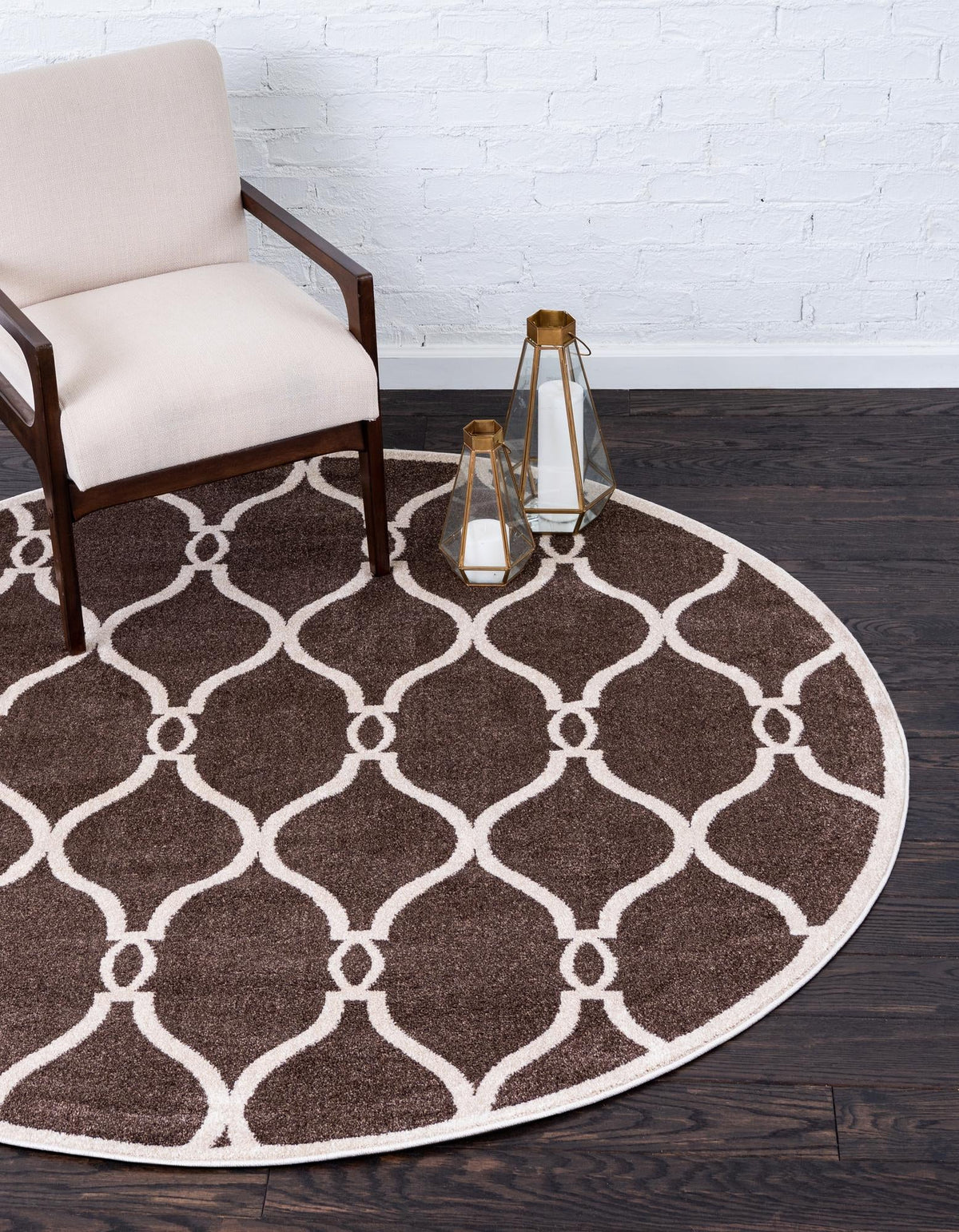 Lattice Gardens Collection Area Rug -  Vinehaven Round Brown  lifestyle 31