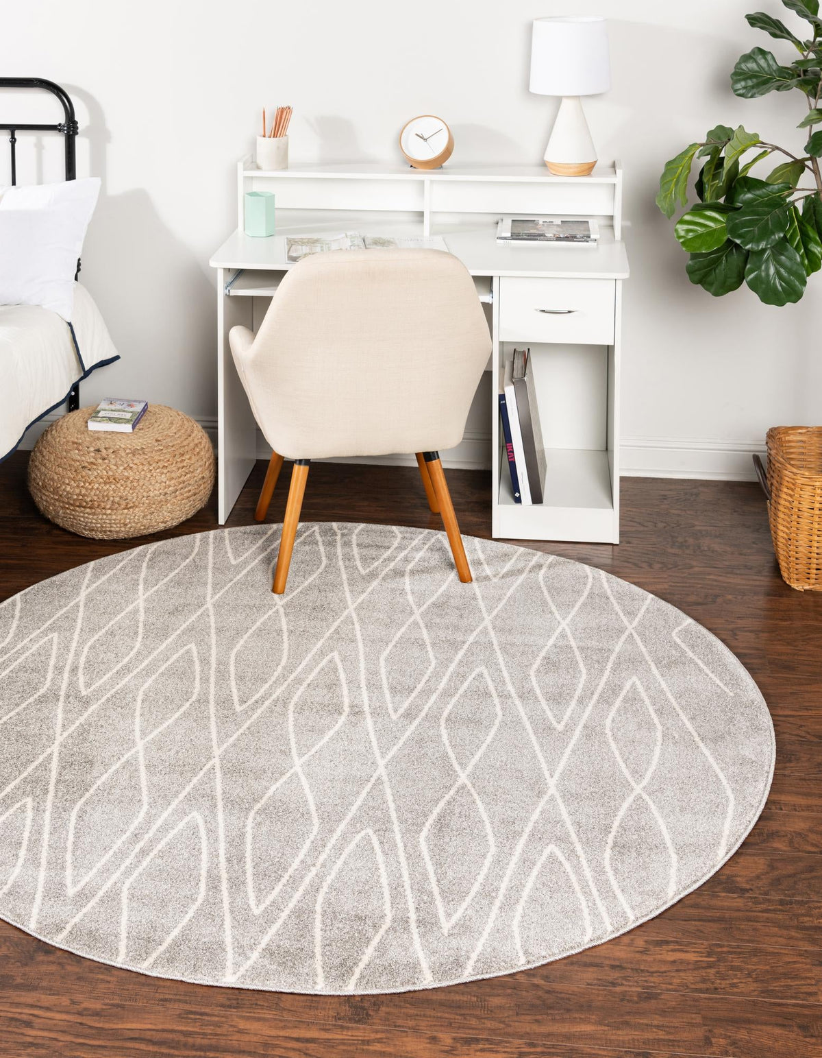 Marrakesh Sands Collection Area Rug -  Fez Round Gray  lifestyle 29