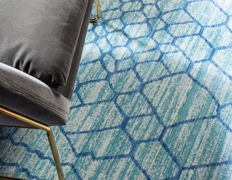 Lagoon Luxe Collection Area Rug -  Marina Round Light Blue  lifestyle 10