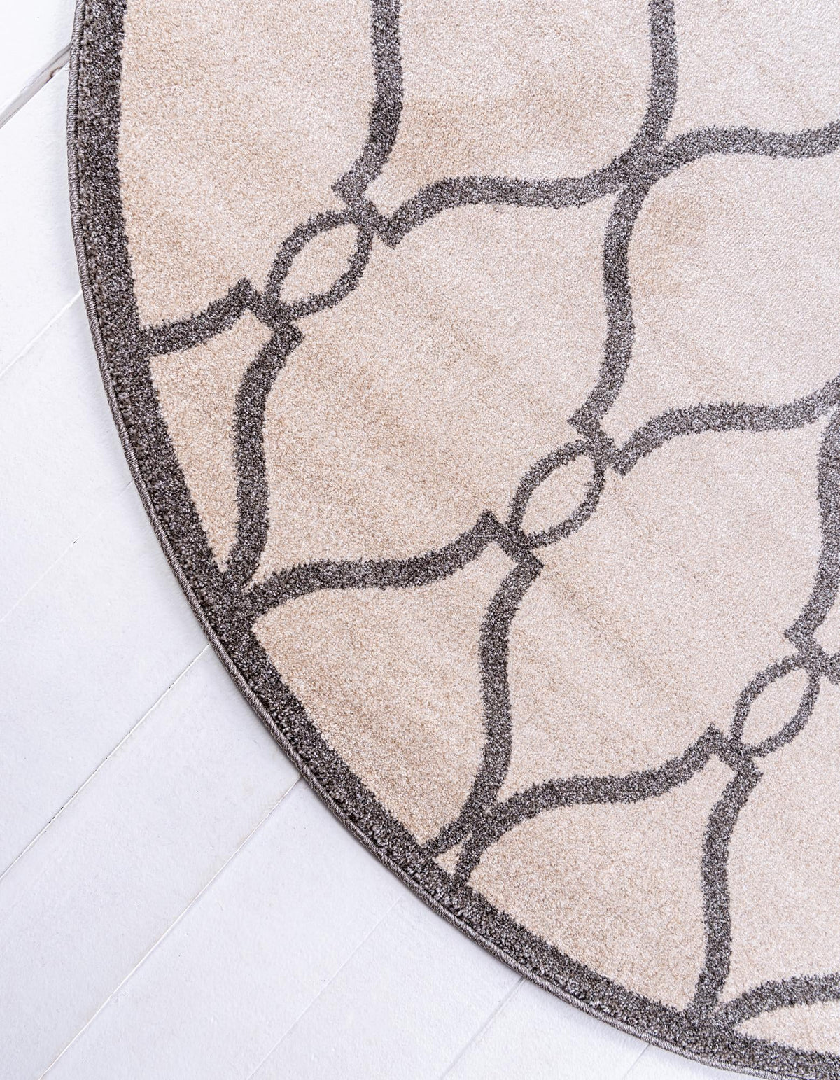 Lattice Gardens Collection Area Rug -  Latticegrove Round Cream  lifestyle 21