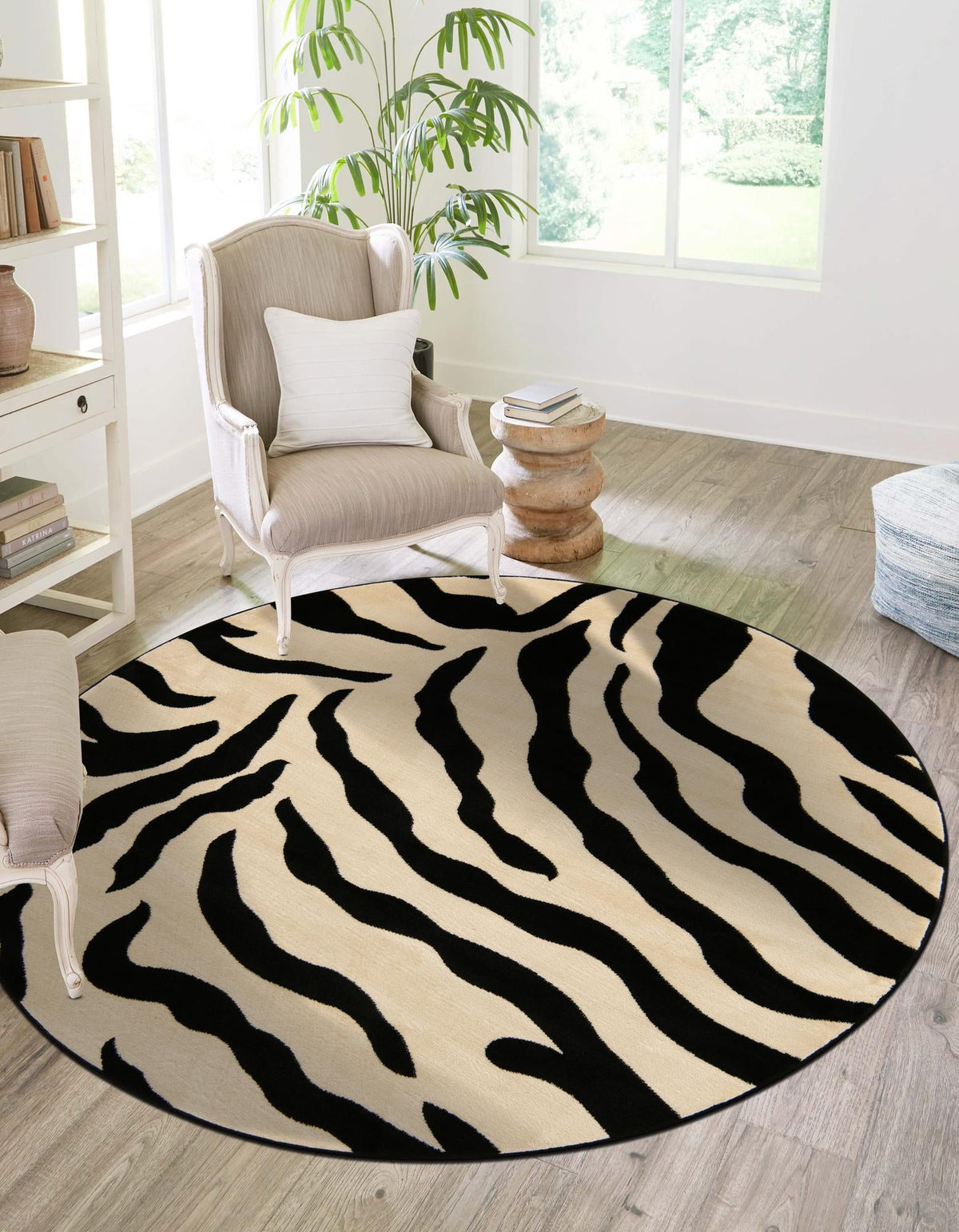 Savannah Sojourn Collection Area Rug -  Okavango Round Ivory  lifestyle 42