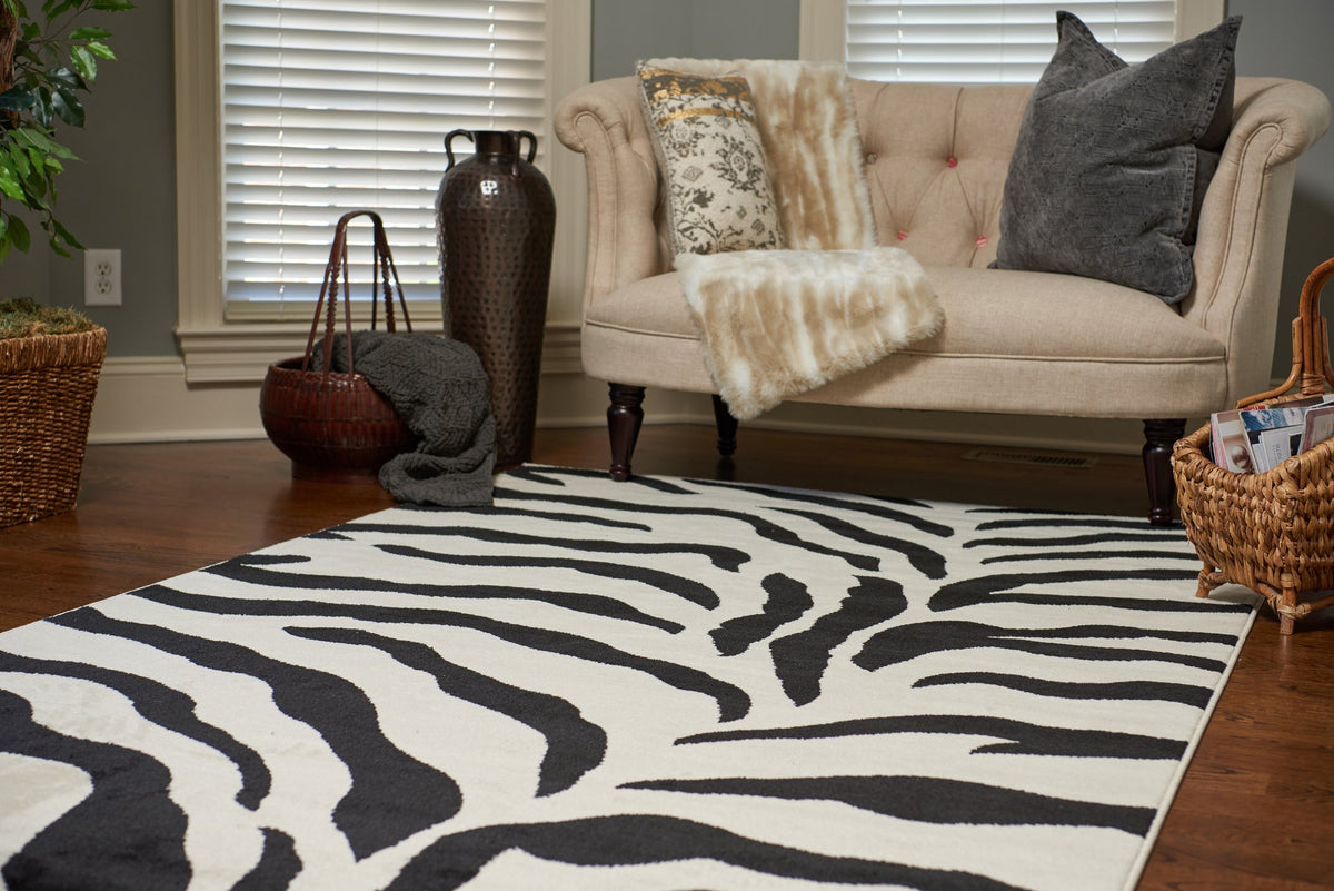 Savannah Sojourn Collection Area Rug -  Okavango Rectangle Ivory  lifestyle 4