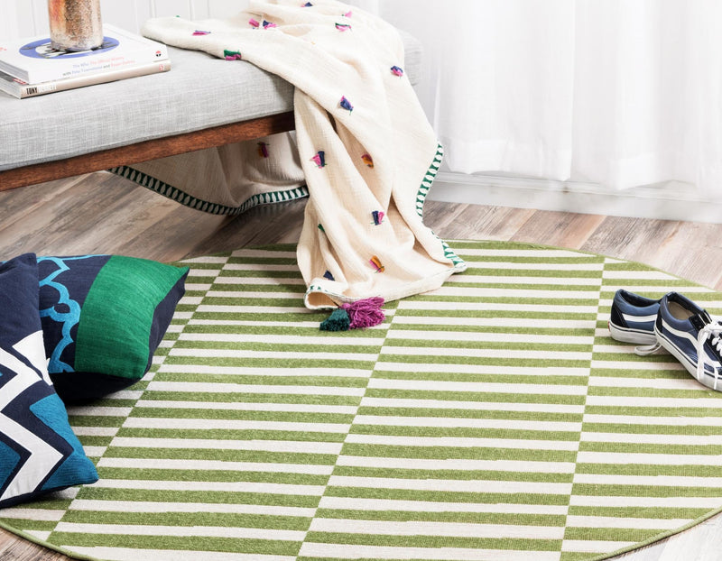 Soho Elegance Collection Area Rug -  Hudson (Green) Round Green  lifestyle 18