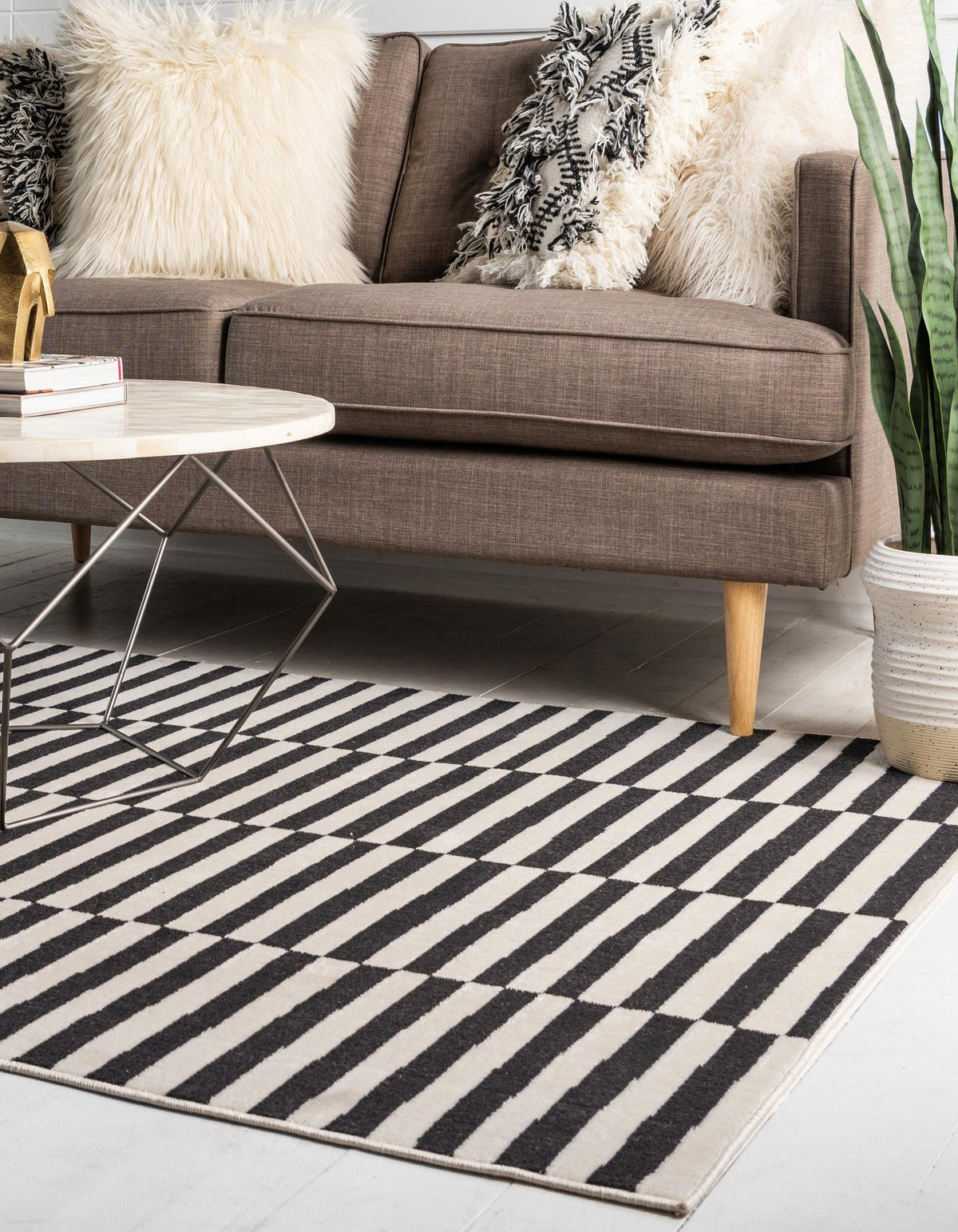 Soho Elegance Collection Area Rug -  Hudson (Black) Rectangle Black  lifestyle 8