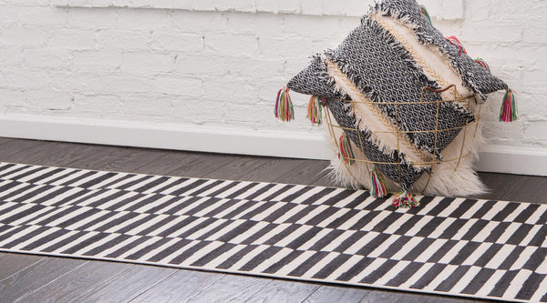 Soho Elegance Collection Area Rug -  Hudson (Black) Runner Black  lifestyle 27