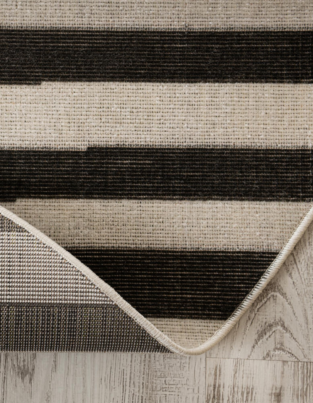 Soho Elegance Collection Area Rug -  Hudson (Black) Round Black  lifestyle 37