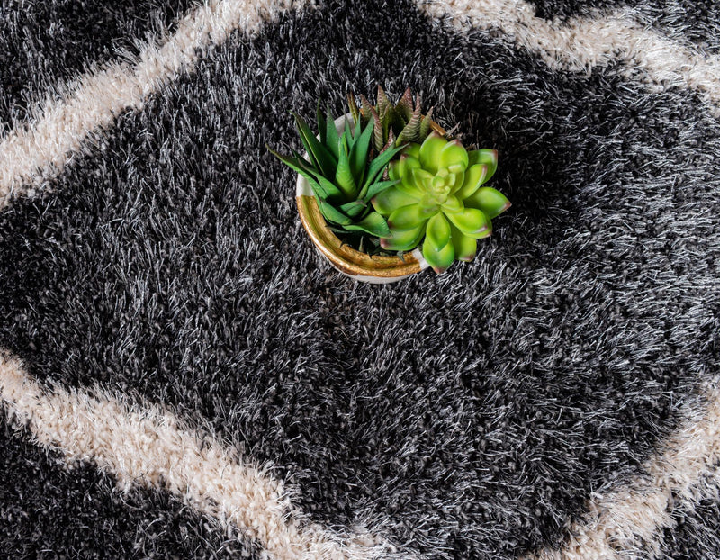 Opulent Lattice Plush Collection Area Rug - Versailles Rectangle Black  lifestyle 15