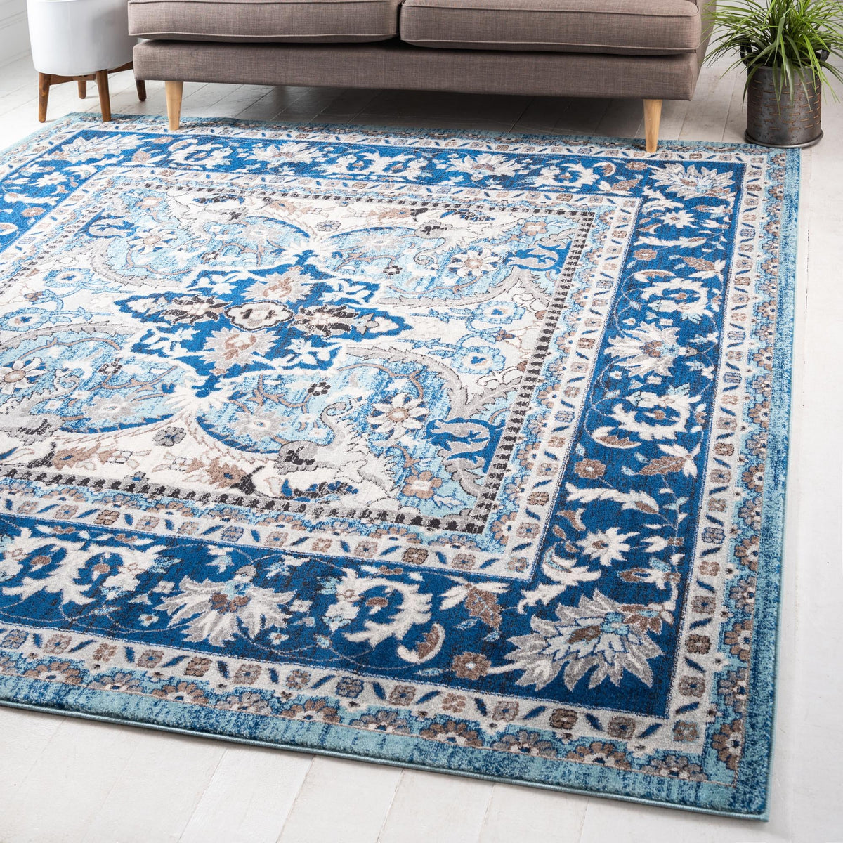 Antique Tapestry Collection Area Rug -  Windsor Square Blue  lifestyle 77