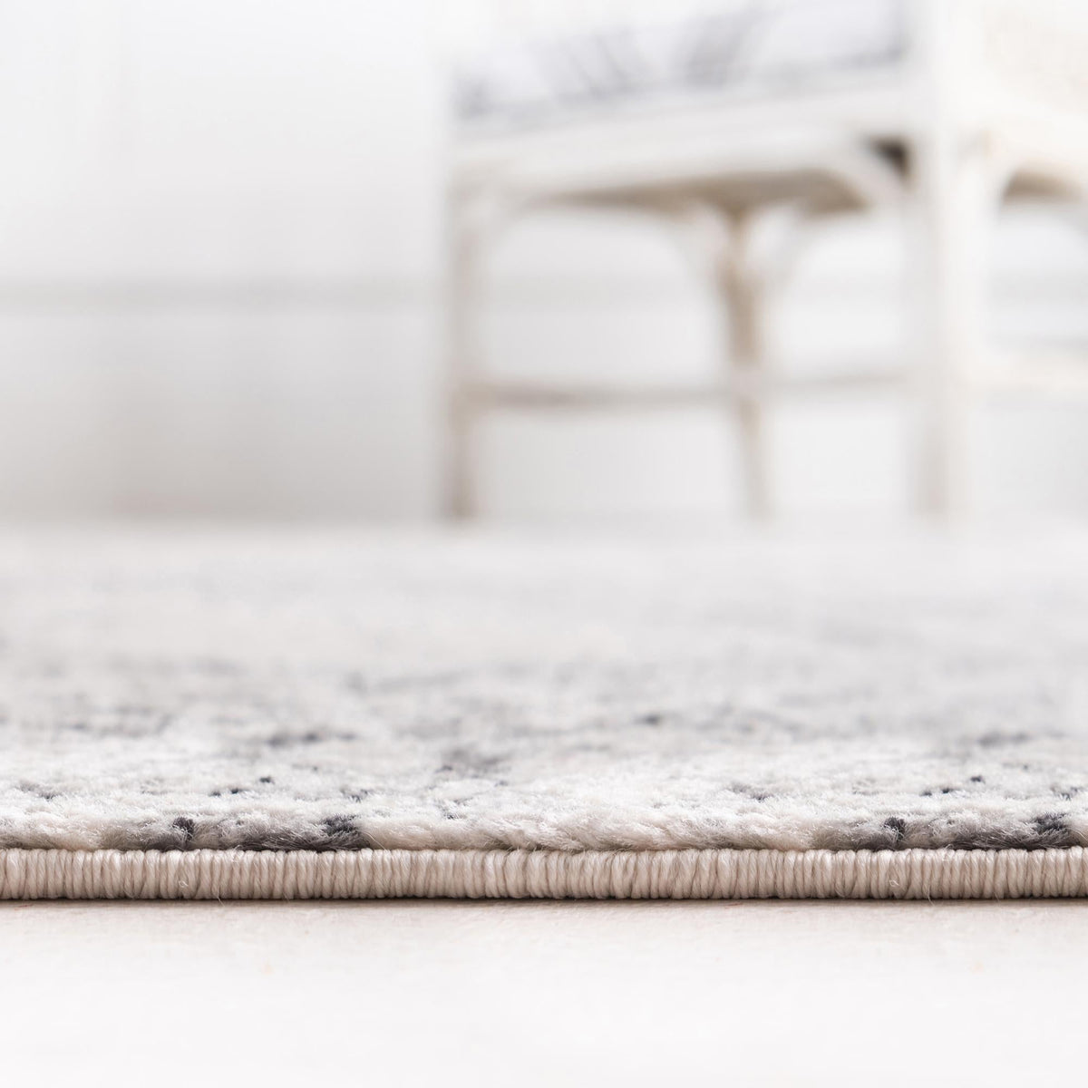 Antique Tapestry Collection Area Rug -  Chantilly Square Beige  lifestyle 45