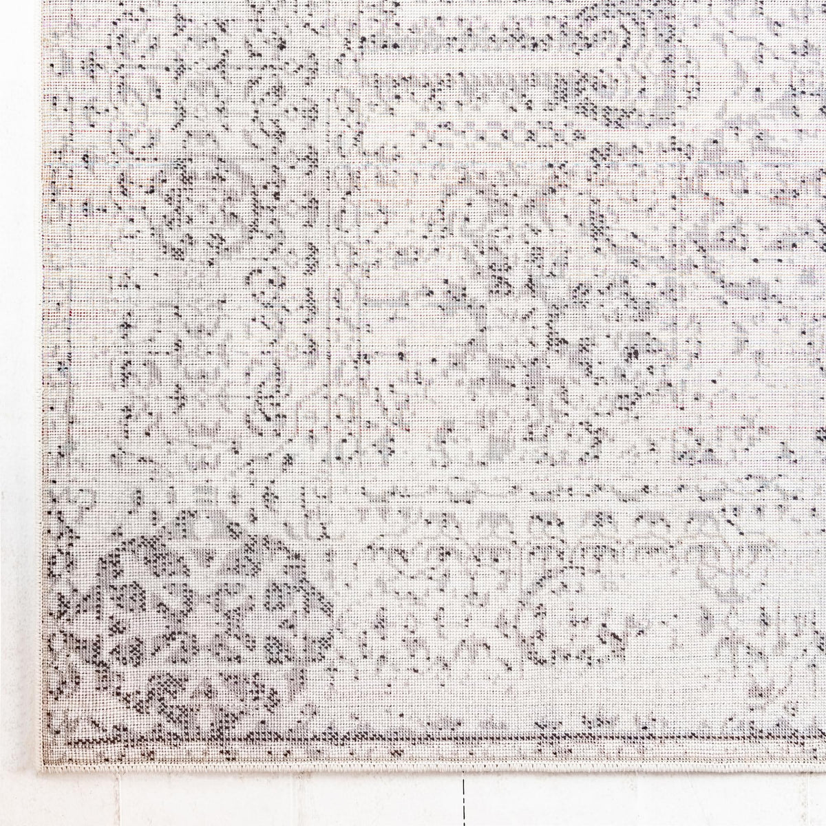 Antique Tapestry Collection Area Rug -  Chantilly Square Beige  lifestyle 59