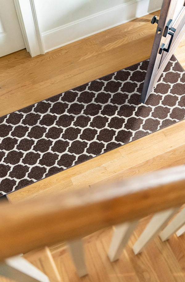Lattice Gardens Collection Area Rug -  Bloomfield (Chocolate Brown) Runner Chocolate Brown  lifestyle 47