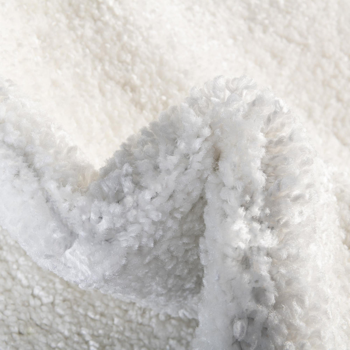 Solid Shag Seaside Collection Area Rug - Azure Cove (Snow White) Rectangle Snow White  lifestyle 8