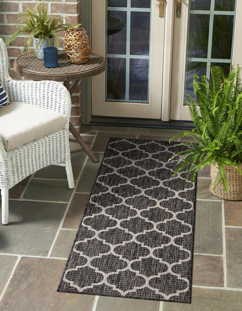 Garden Lattice Oasis Collection Area Rug - Arbor (Black) Runner Black  lifestyle 11