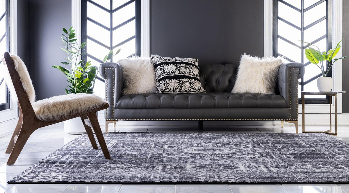 Antique Tapestry Collection Area Rug -  Chantilly Square Black  lifestyle 80