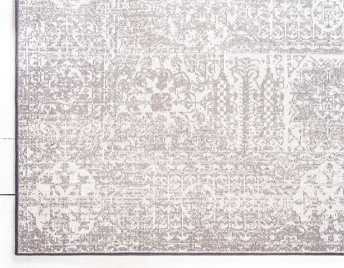 Antique Tapestry Collection Area Rug -  Chantilly Square Black  lifestyle 116