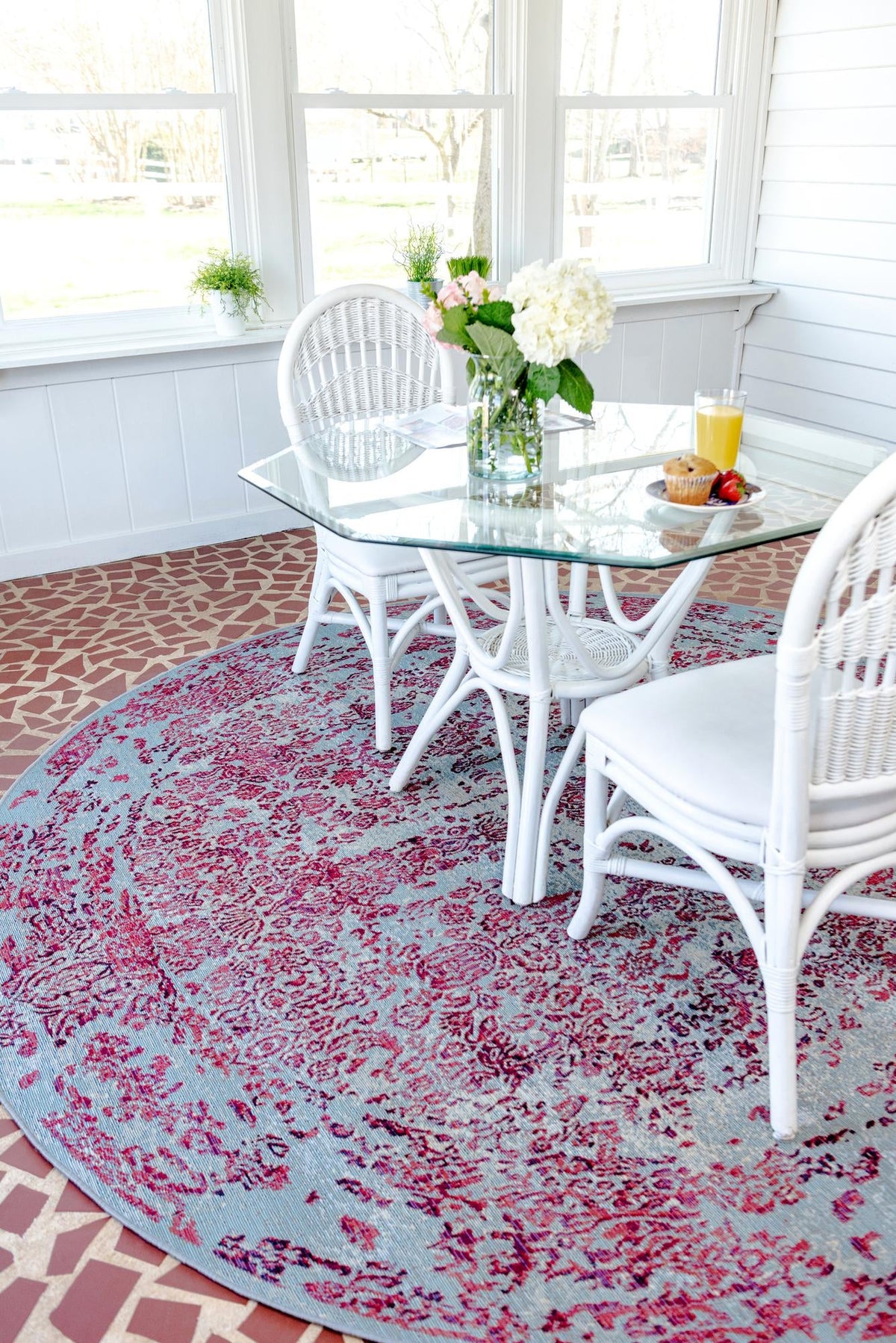 Garden Terrace Escape Collection Area Rug -  Avenue Round Light Blue  lifestyle 22