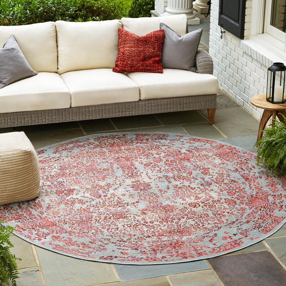 Garden Terrace Escape Collection Area Rug -  Avenue Round Light Blue  lifestyle 55