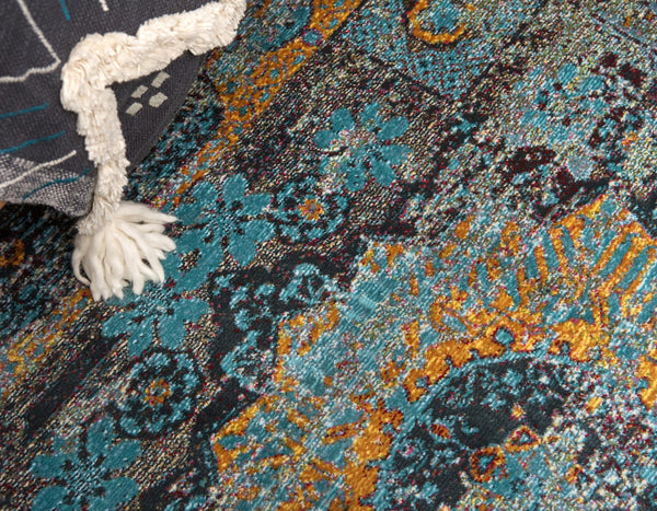 Caribbean Breeze Collection Area Rug -  Iguana Round Blue  lifestyle 18