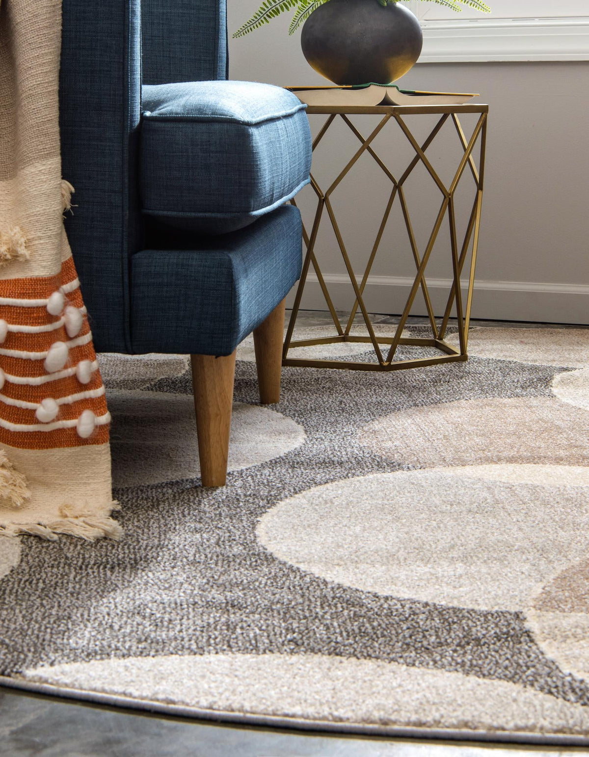 Chromatic Oasis Collection Area Rug -  Zephyr Round Gray  lifestyle 35