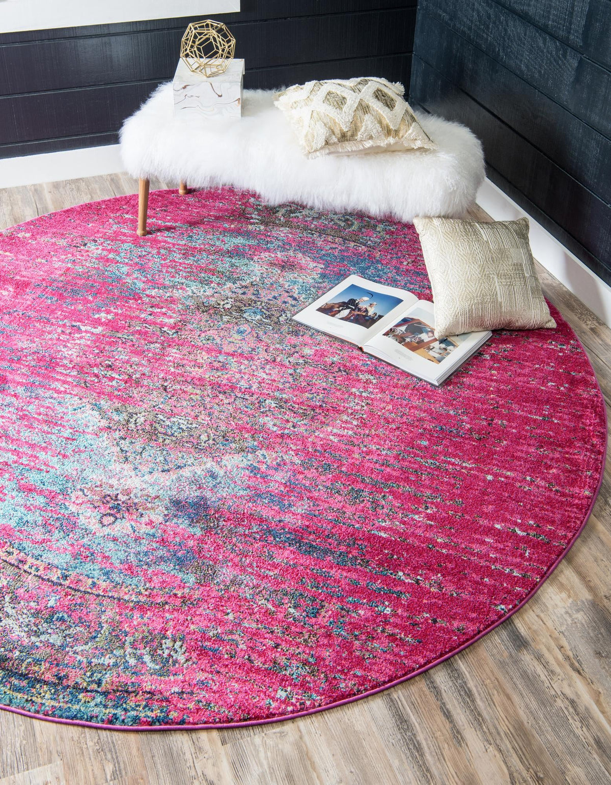 Venetian Tapestry Collection Area Rug -  Giudecca Round Pink  lifestyle 26