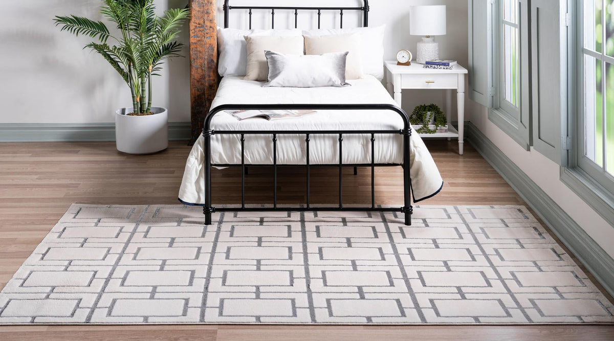 Hollywood Luxe Collection Area Rug -  Beverly Rectangle White and Silver  lifestyle 31