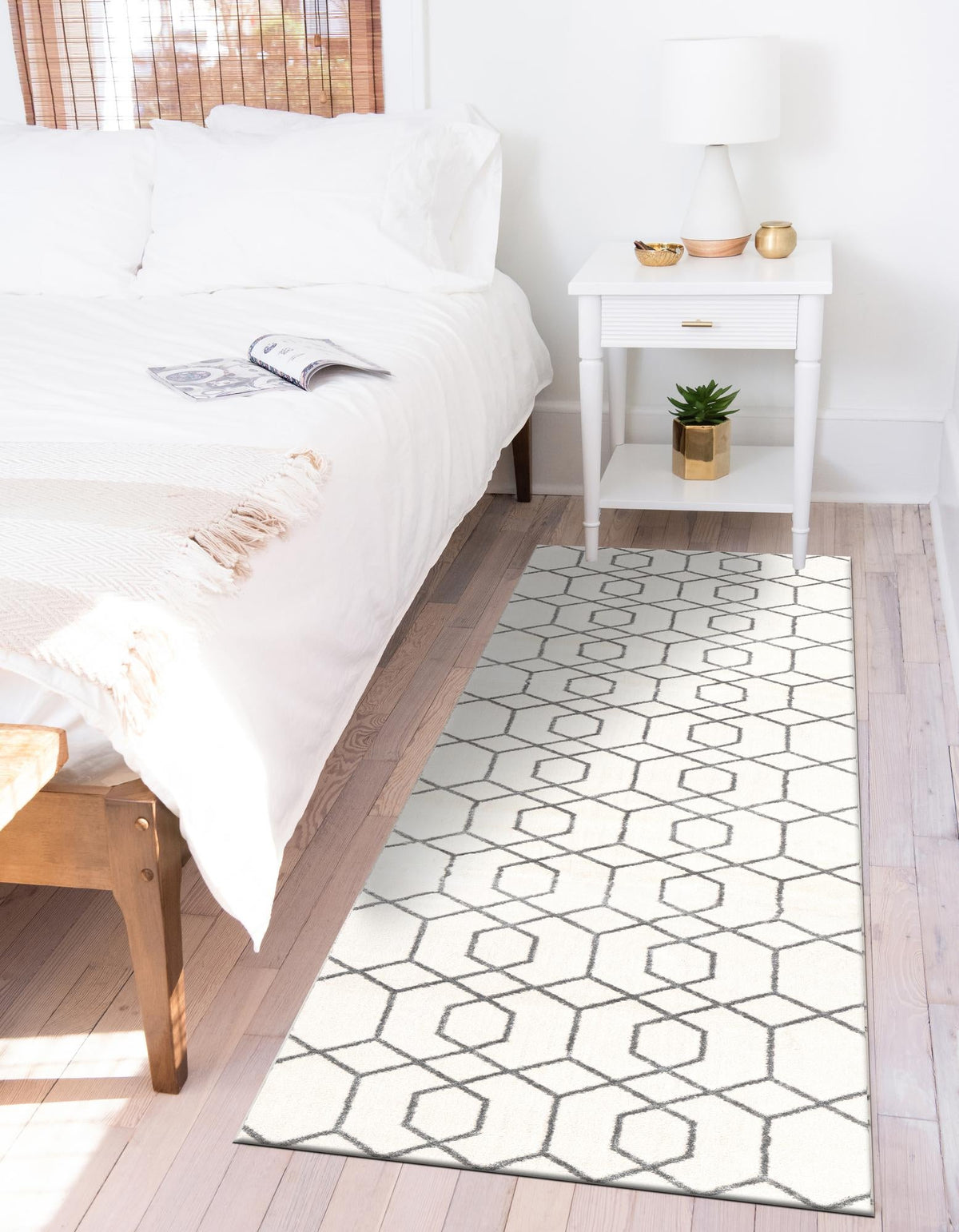 Hollywood Luxe Collection Area Rug - Sunset Runner White and Silver  lifestyle 160