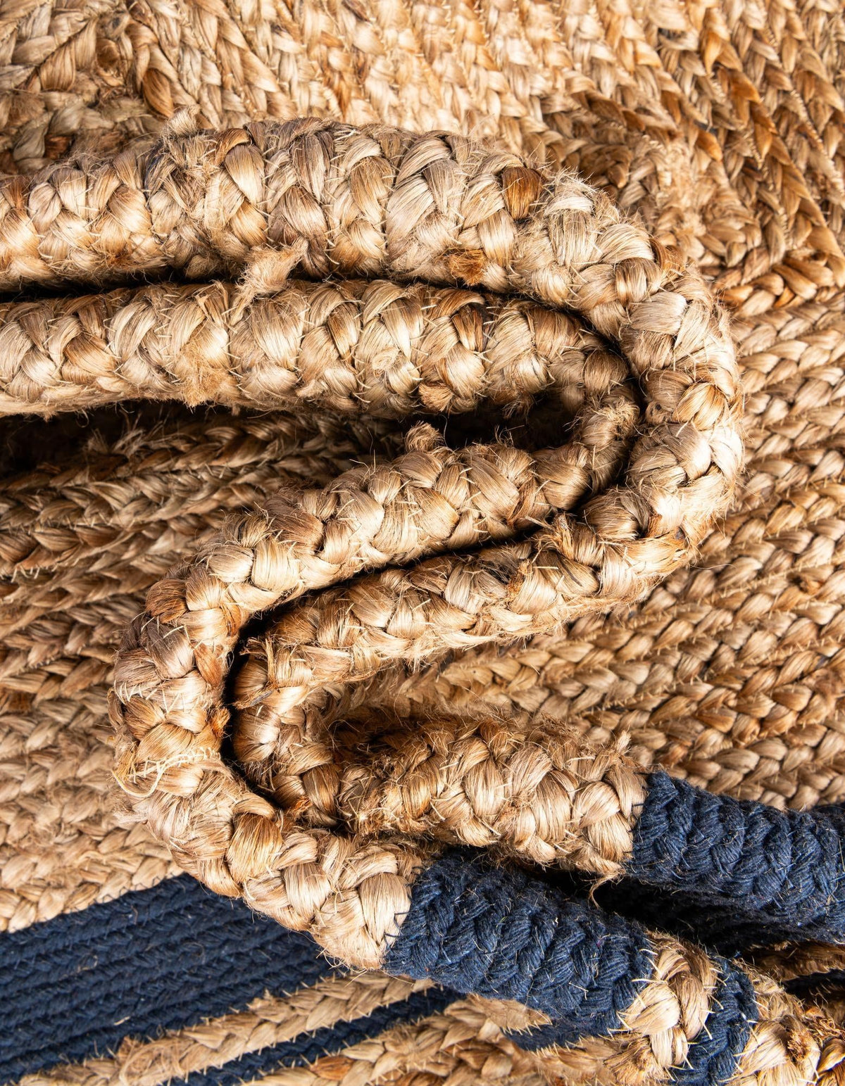 Woven Seaside Jute Collection Area Rug - Nantucket Round Natural and Navy Blue  lifestyle 89