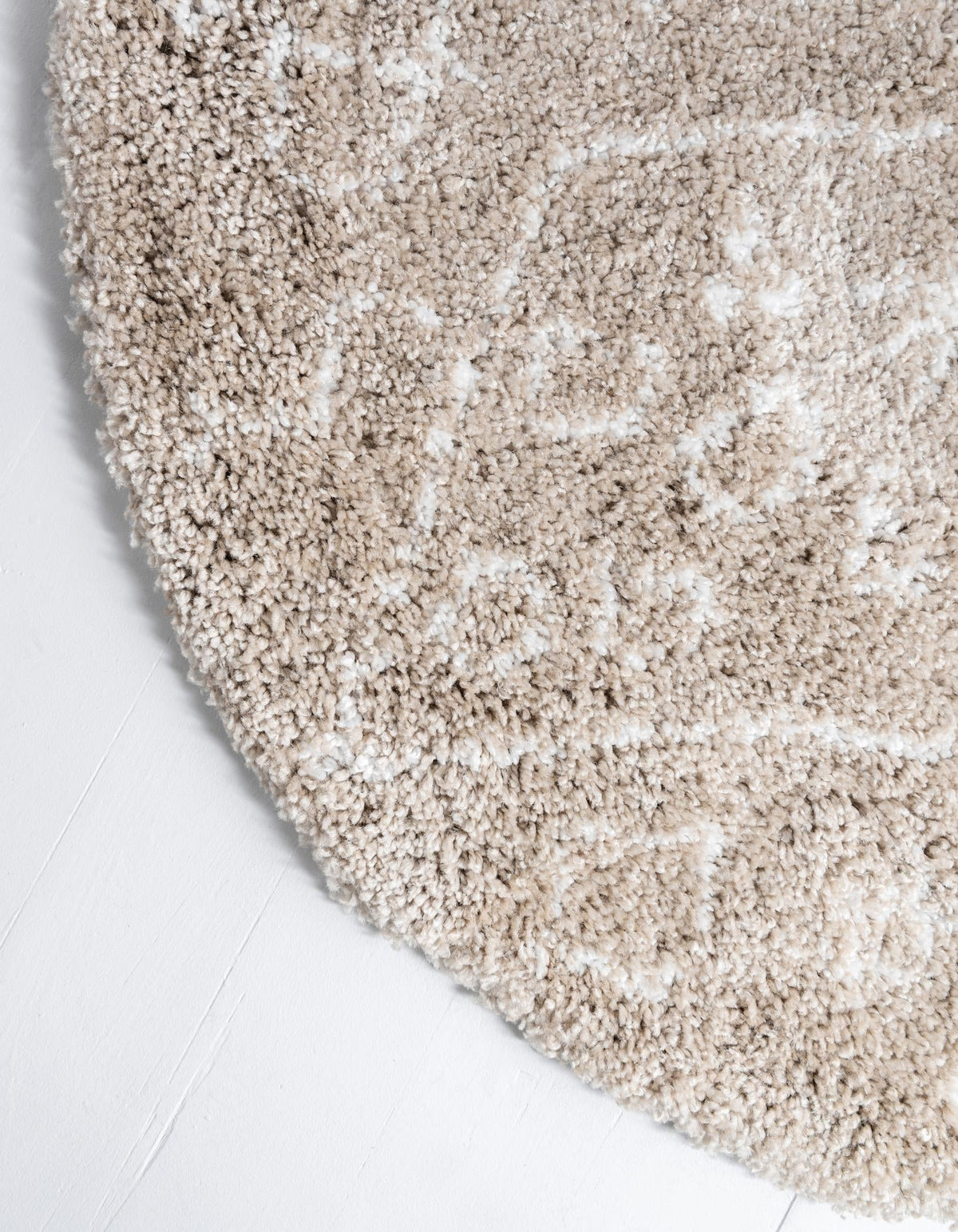Casablanca Comfort Collection Area Rug - Sahara Round Taupe  lifestyle 34
