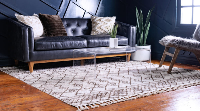Himalaya Heights Collection Area Rug - Everest Square Brown  lifestyle 64