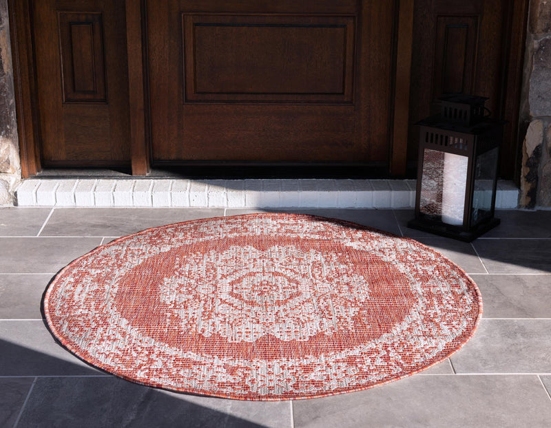 Patio Heritage Collection Area Rug - Savannah (Rust Red) Round Rust Red  lifestyle 18
